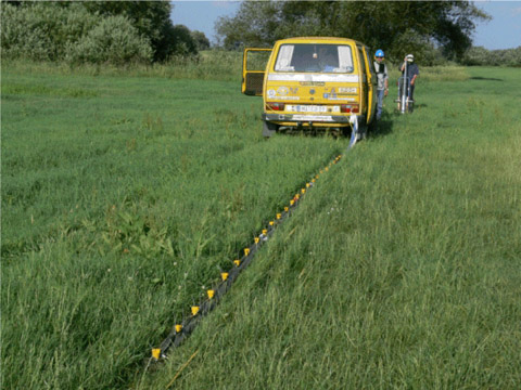 Landstreamer